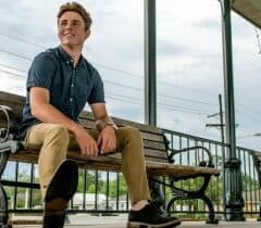 Shirt Color for Khaki Pants