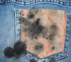Tar on Clothes