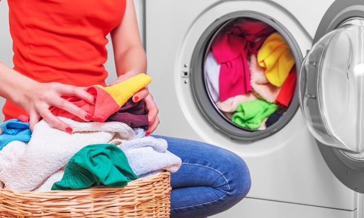 How to Wash Colored Clothes