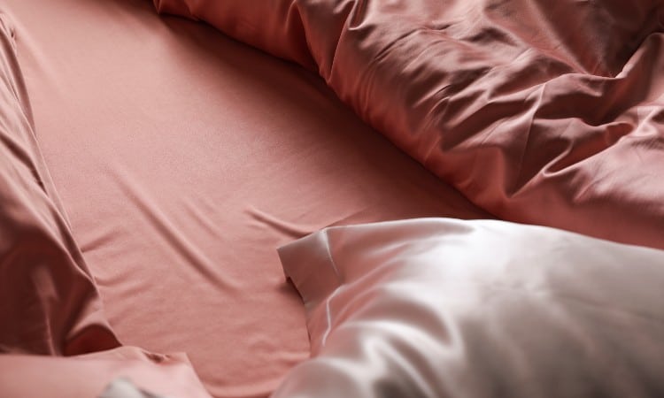 How to Wash Silk Pillowcase