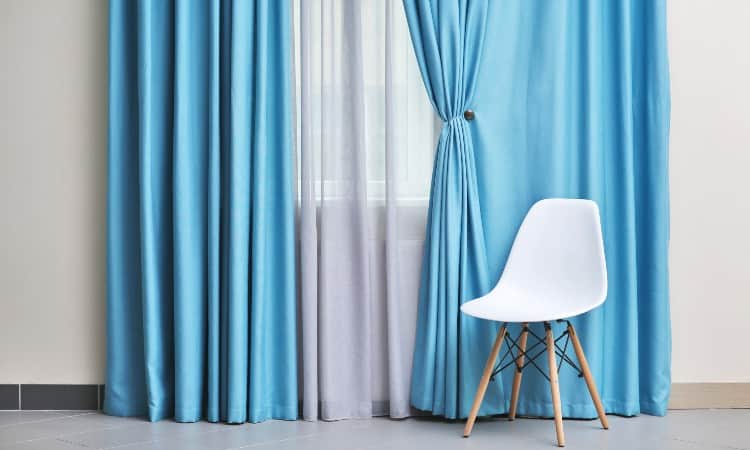 How to dye polyester curtains