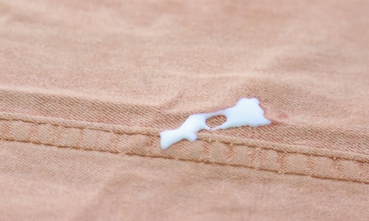 How to get fabric glue off fabric