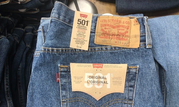 Cemetery marketing skinny Levi's 501 vs 514 Jeans: What is the Difference?